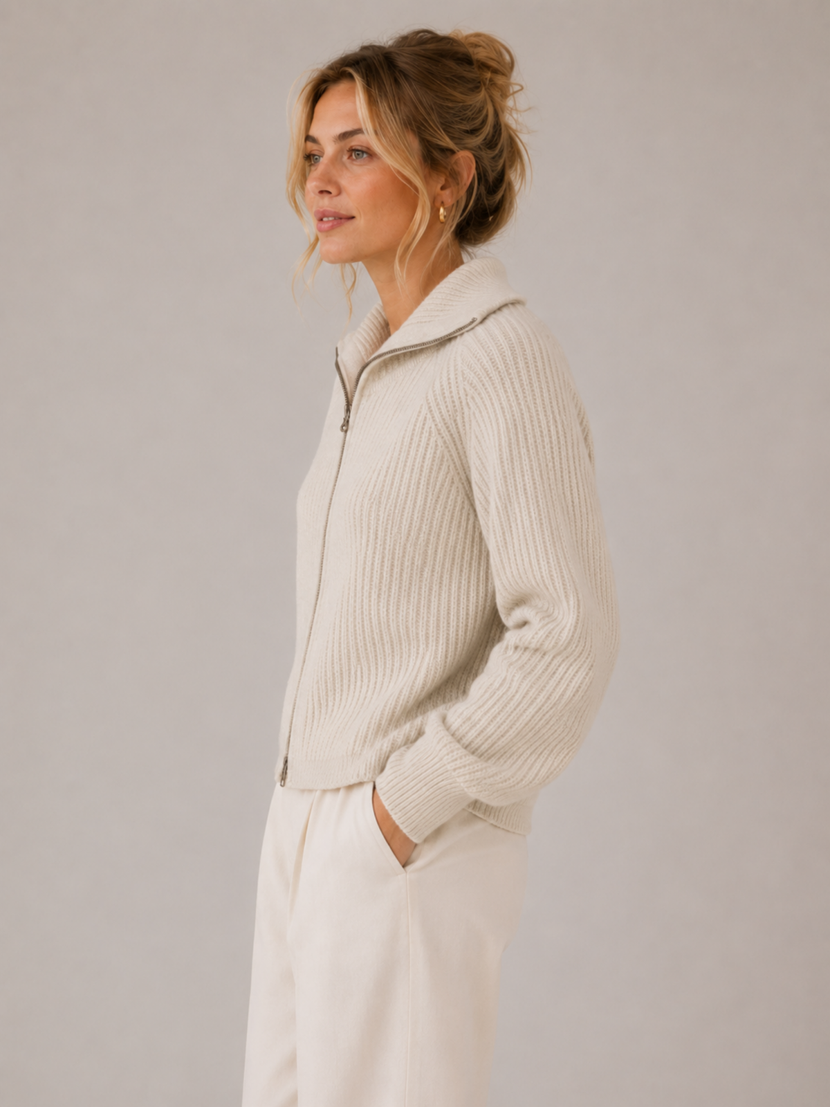 Women's Zip-Up Cardigan – Turn-Down Collar, Long Sleeve, Regular Fit